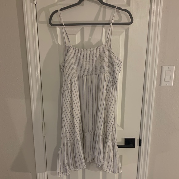 White Sundress - Picture 3 of 3